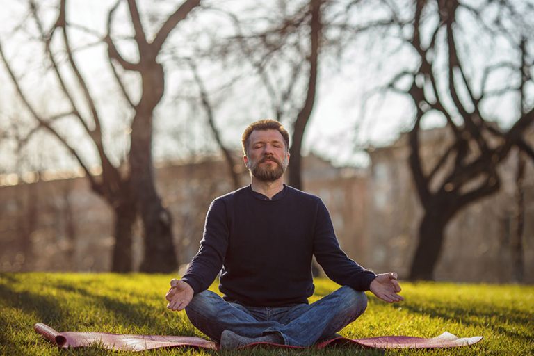 3 Mindfulness Activities Seniors Can Do To Maintain Health