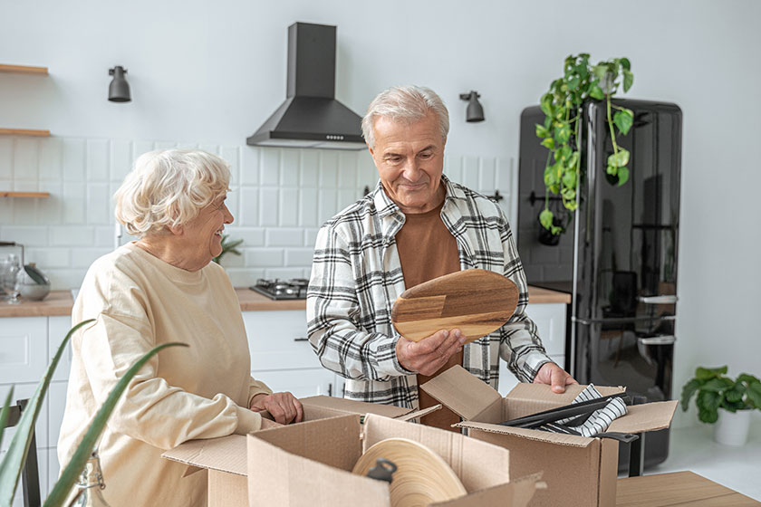 What To Pack When Your Aging Parents Move To Assisted Living