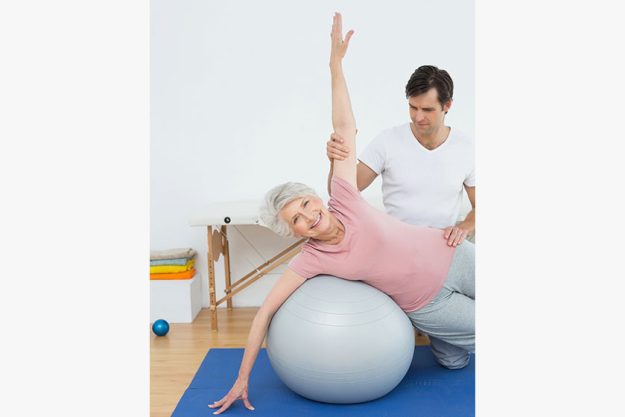 How Assisted Living In Roanoke, VA Keeps Stroke Survivors Active