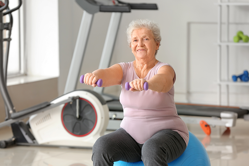 elderly-woman-exercising-gym